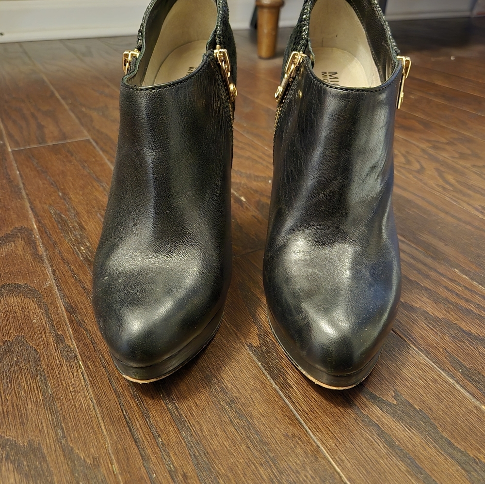 Michael kors booties